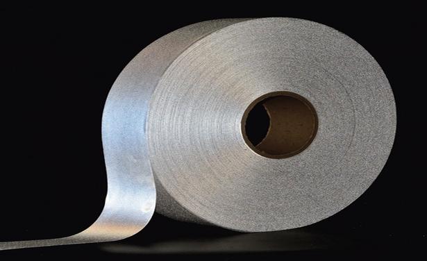 Advantages of Elastic Reflective Tape in Workwear and Safety Applications